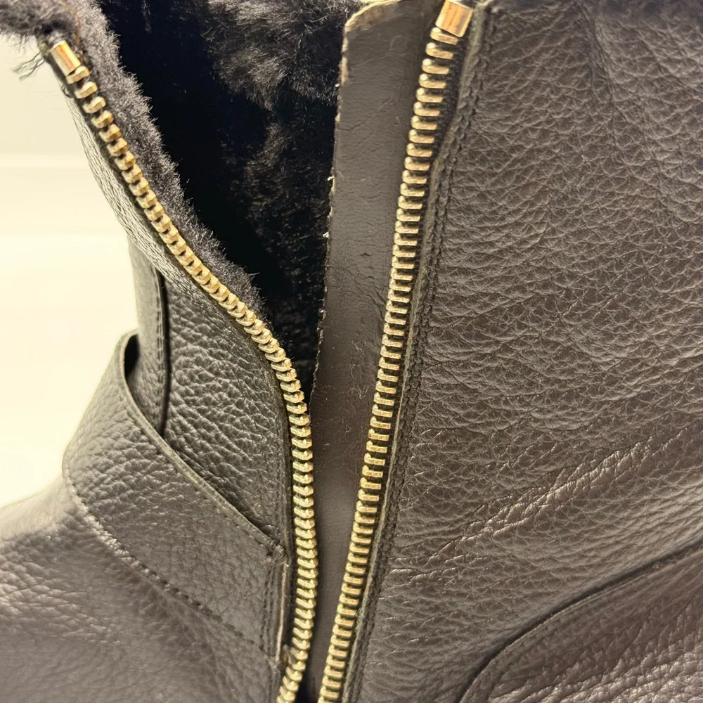 Zara Basic women's black leather ankle boots with buckle and faux fur lining
